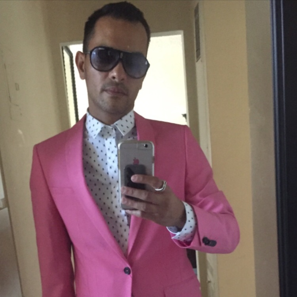 Meet your Posher, Dustin